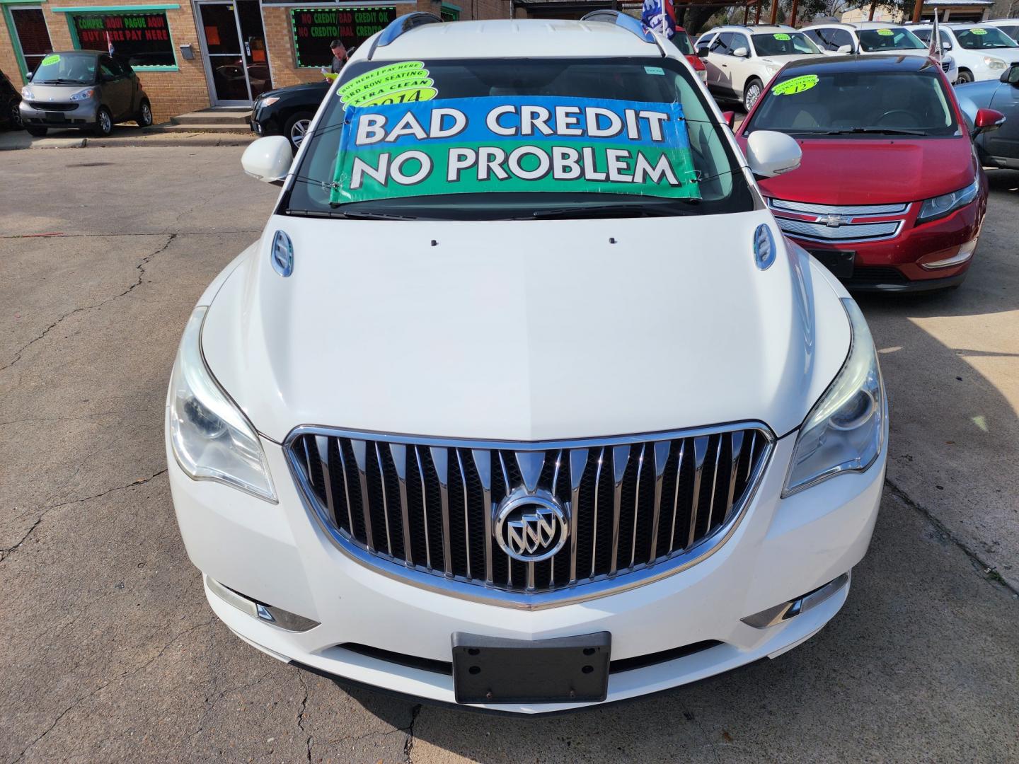 2014 WHITE Buick Enclave Leather (5GAKRBKD2EJ) with an 3.6L V6 DOHC 24V engine, 6-Speed Automatic Overdrive transmission, located at 2660 S.Garland Avenue, Garland, TX, 75041, (469) 298-3118, 32.885387, -96.656776 - Photo#8